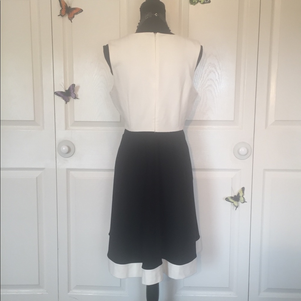 💥FLASH SALE 💥 Classic A Line Dress - Picture 5 of 8